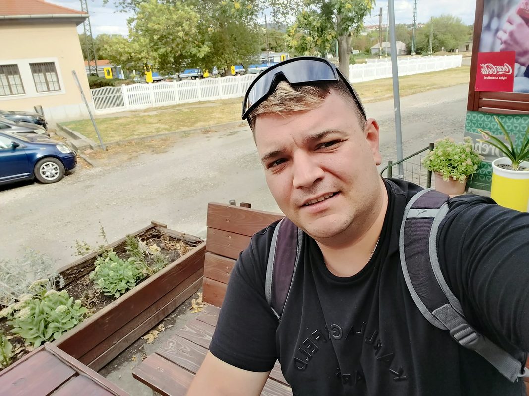 „Nem lesz belőled semmi!” – Puskás Márton szívszorító története a gyermekkori bántalmazástól a felépülésig „Nem lesz belőled semmi!” – Puskás Márton szívszorító története a gyermekkori bántalmazástól a felépülésig